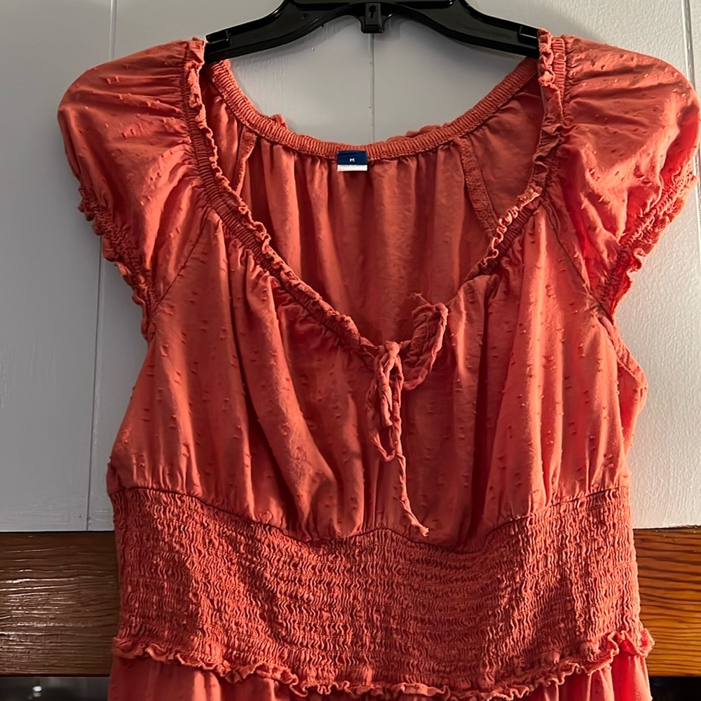 Women’s dress size medium. Gently used